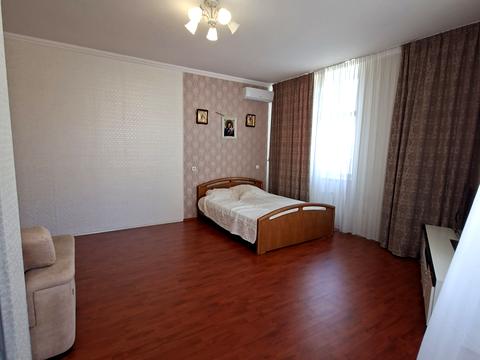 квартира по адресу Радісна ул., 21