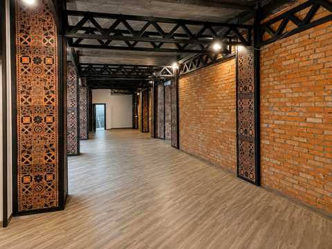 коммерческая по адресу Софиевская ул., 12