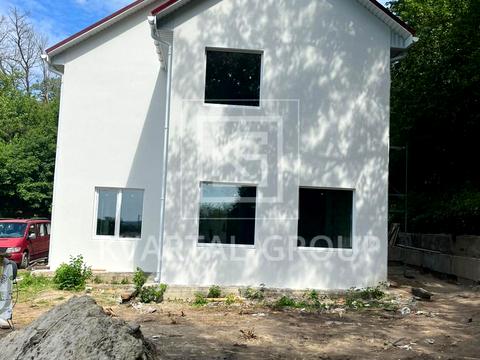дом по адресу Річна