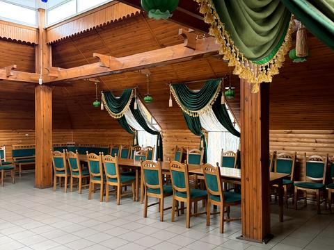 комерційна за адресою Богдана Хмельницького вул., 8