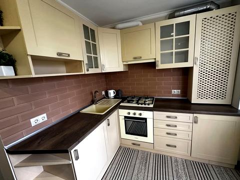 квартира за адресою Михайла Грушевського вул., 27