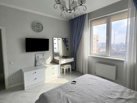 квартира за адресою Середньофонтанська вул., 35