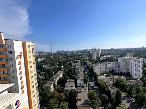 квартира за адресою Середньофонтанська вул., 35