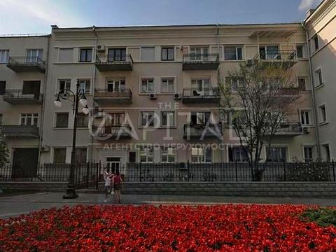 коммерческая по адресу Лютеранская ул., 21