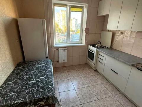 квартира за адресою Каштанова вул., 5