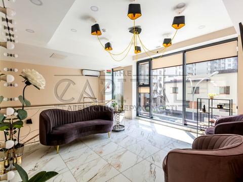 комерційна за адресою Андрія Верхогляда вул. (Михайла Драгомирова), 14-А
