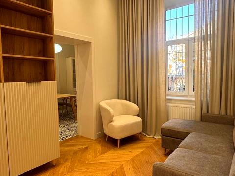 квартира за адресою Івана Рутковича вул. (), 18