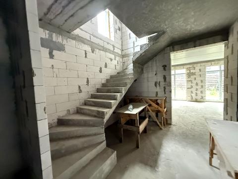 будинок за адресою Патріотів