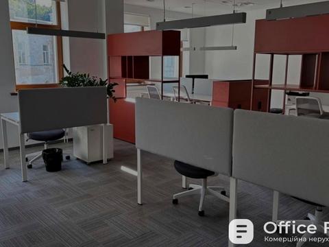 комерційна за адресою Петра Сагайдачного вул., 33