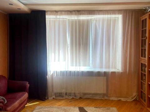 квартира за адресою Академіка Булаховського вул., 5-Б