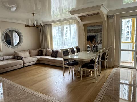 квартира за адресою Голосіївський просп. (40-річчя Жовтня), 62