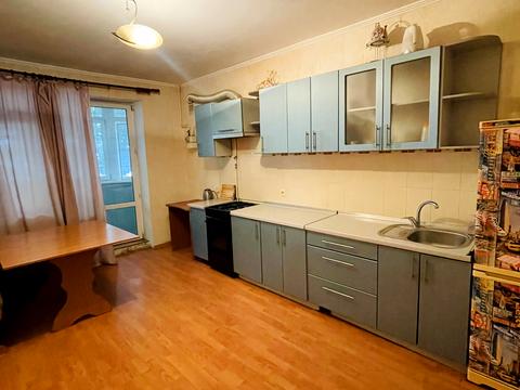 квартира за адресою Тополина вул., 22