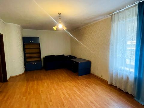 квартира за адресою Тополина вул., 22