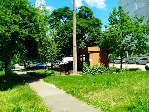 комерційна за адресою Тулузи вул., 3