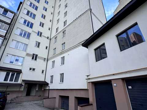 квартира за адресою Владики Софрона Мудрого вул., (Будинок)