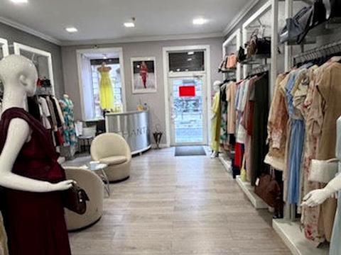 комерційна за адресою Івана Франка вул., 49