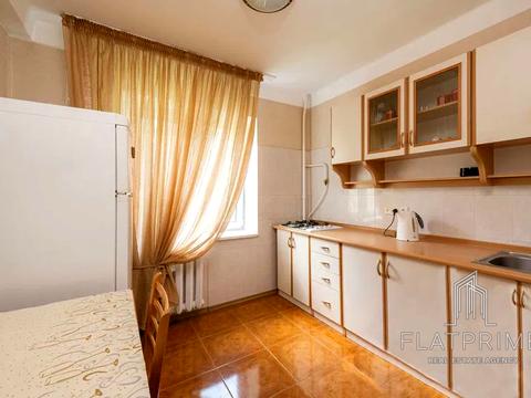 квартира по адресу Русановский бульв., 9