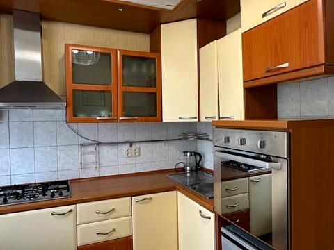 квартира за адресою Івана Світличного вул. (Петровського), 10