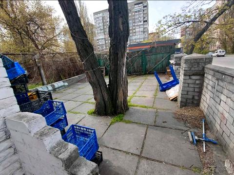 комерційна за адресою Воскресенський просп. (Перова), 3