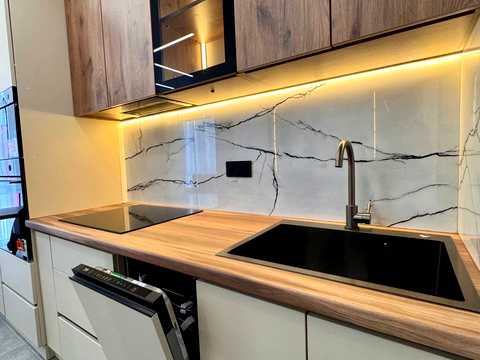 квартира за адресою Романа Левицького вул., 4
