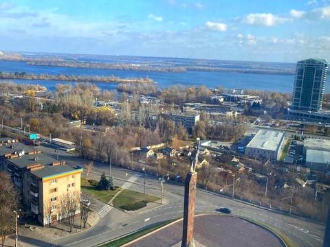 квартира за адресою Дмитра Яворницького просп. (Карла Маркса), 1-А