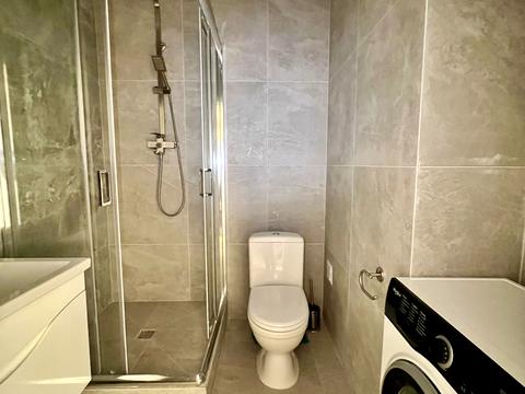 квартира за адресою Ревуцького вул., 40-В