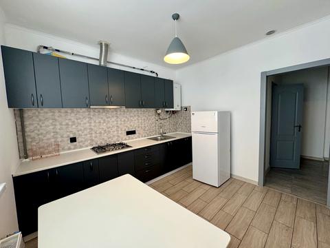 квартира за адресою Володимира Стельмаха вул. (Курчатова), (Будинок 3)