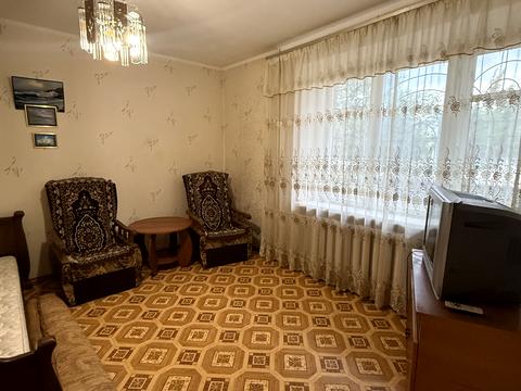 квартира за адресою Космонавтів вул., 56-А