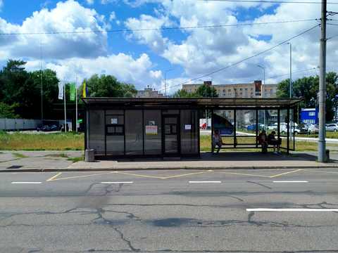 комерційна за адресою Братиславська вул., 11А