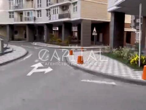 комерційна за адресою Василя Тютюнника вул. (Анрі Барбюса), 51/1А
