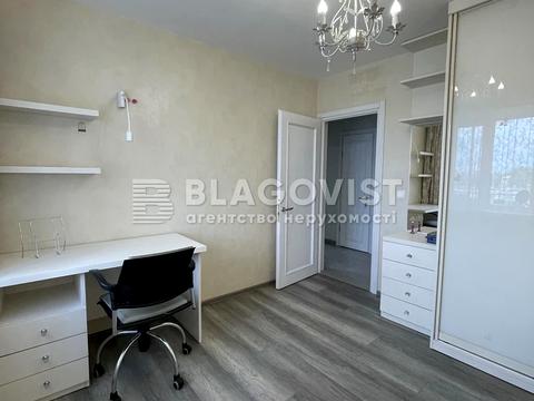 квартира по адресу Святошинская ул., 4