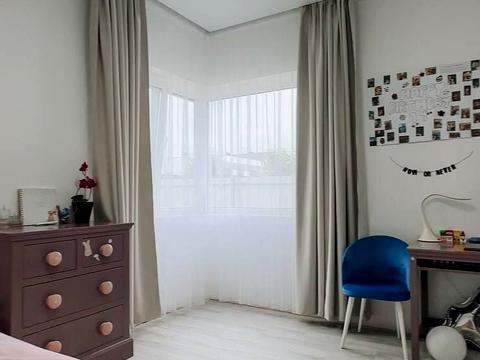 будинок за адресою Олександра Довженка вул., 42