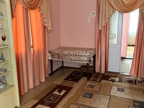 будинок за адресою Джерельна  вул., 8