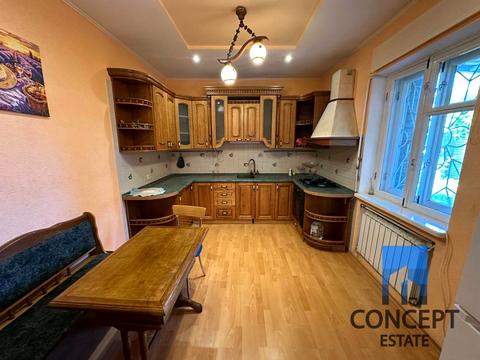 будинок за адресою Вознесенська вул., 13