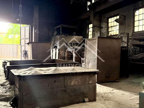 комерційна за адресою Окружна вул., 1