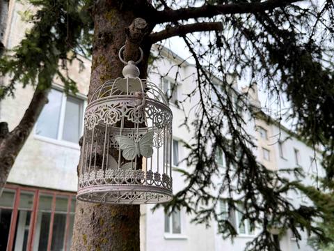 квартира за адресою Золотогірська вул., 15