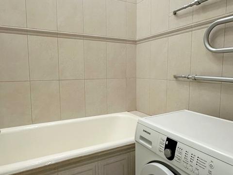 квартира за адресою Івана Світличного вул. (Петровського), 10