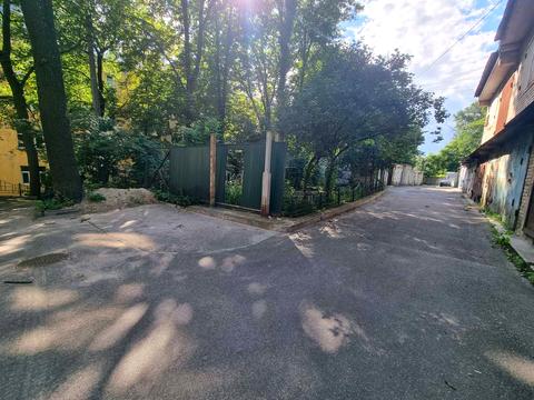 паркомісце за адресою Шовковична вул., 38