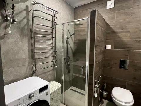 квартира за адресою Богдана Хмельницького  вул., (Будинок 1)