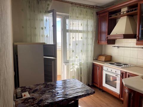 квартира за адресою Небесної Сотні просп. (Маршала Жукова), 79б
