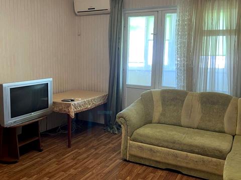 квартира за адресою Небесної Сотні просп. (Маршала Жукова), 79б