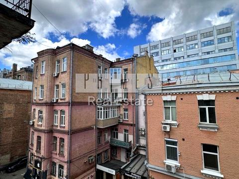 коммерческая по адресу Шота Руставели ул., 15-Б