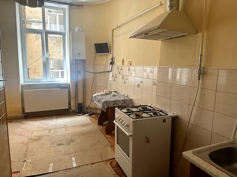 коммерческая по адресу Кардинала Любомира Гузара ул., 34