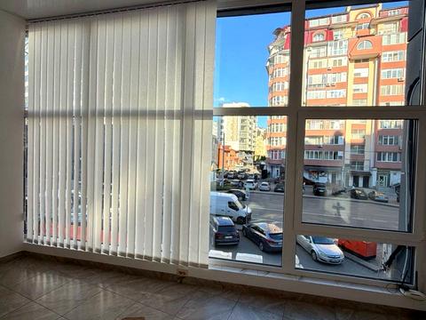 коммерческая по адресу Южный бульв., 20