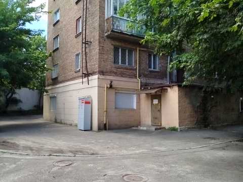 комерційна за адресою Делегатський пров., 3