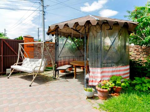 дом по адресу Никольская ул. (Димитрова), 84