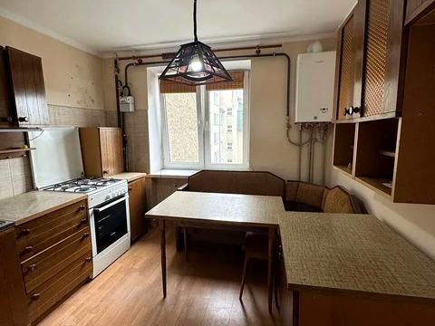 квартира за адресою Степана Бандери вул., 10Б