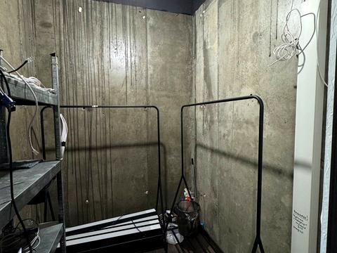комерційна за адресою Кловський узвіз, 7a