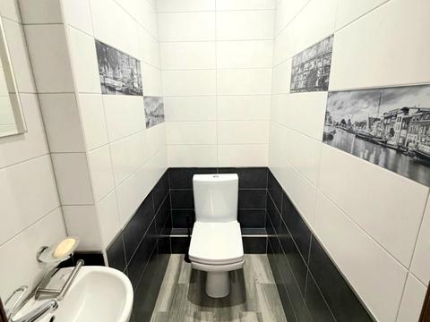 квартира за адресою Свободи просп. (Прокоф'єва), 49