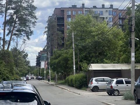 участок по адресу Українська ул.